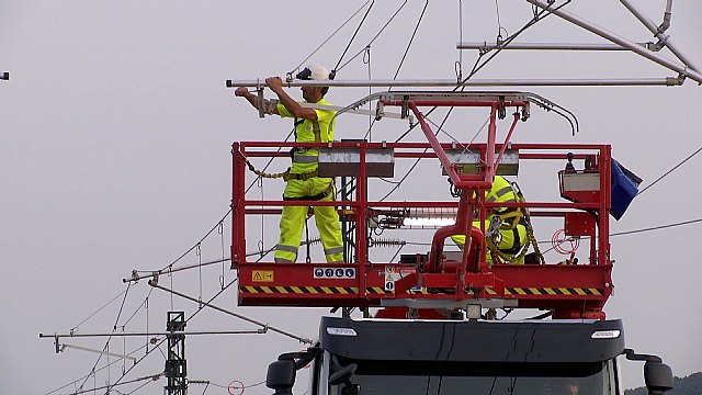 Adif contrata nuevos trabajos de electrificación de la LAV Murcia-Almería