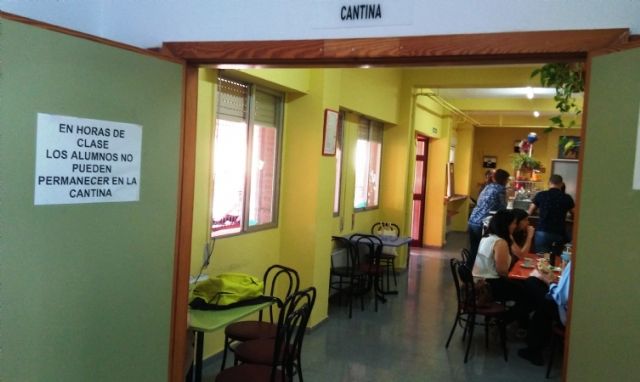 Sacan a licitación el servicio de cafetería del IES 'Juan de la Cierva y Codorníu'