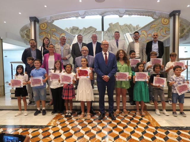 La Asamblea Regional, sede de la entrega de premios del concurso escolar “Dibuja tu rincón favorito de la Región de Murcia”