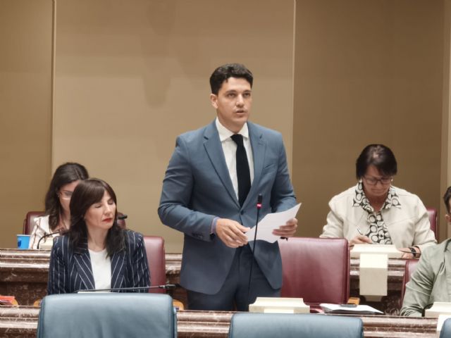 Juan Andrés Torres: 'La irresponsabilidad e inacción del consejero de Educación condena a la precariedad laboral a las educadoras infantiles de 0-3 a&ntilde;os en la Región de Murcia'