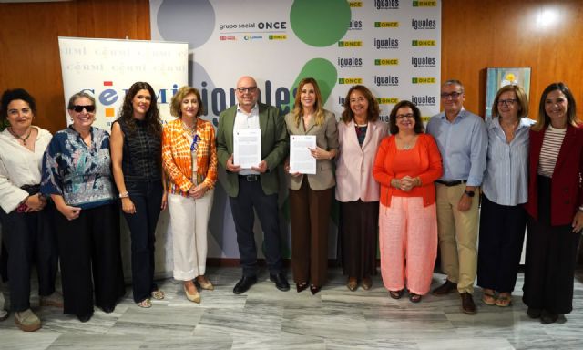 La Comunidad facilita la incorporación al empleo público de personas con discapacidad intelectual con un nuevo sistema de apoyo