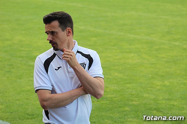 Comunicado conjunto del entrenador del club Olímpico de Totana, cuerpo técnico y los tres capitanes del equipo