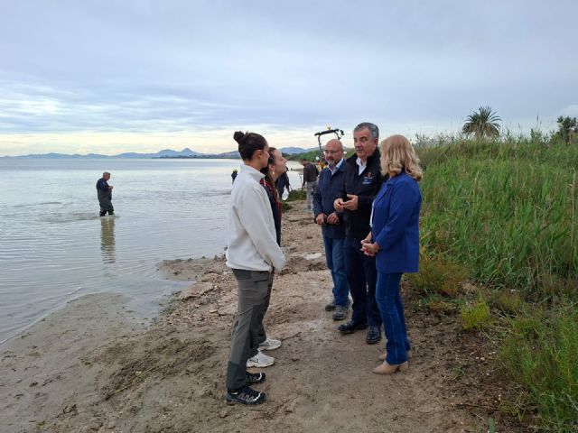 El Gobierno regional refuerza la vigilancia y la retirada de biomasa tras las lluvias torrenciales registradas en el entorno del Mar Menor