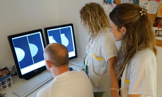 300 mujeres de la Región participarán en el primer estudio espa&ntilde;ol para predecir el riesgo personalizado de cáncer de mama