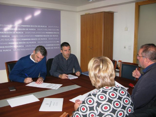 El alcalde culmina su ronda de reuniones con los Grupos Parlamentarios en la Asamblea Regional