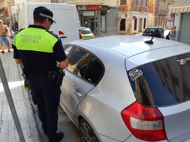 La Policía Local de Totana realizará, del 16 al 22 de septiembre, una campaña de vigilancia y control sobre distracciones al volante