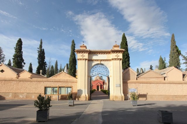 El Ayuntamiento trabaja en un protocolo que garantice la seguridad en los cementerios con motivo de la celebración del Día de Todos los Santos