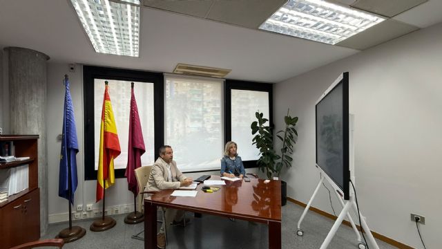 La Región de Murcia reclama al Ministerio la continuidad del 40 por ciento de descuento en los bonos multiviaje de transporte público