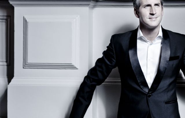 El oboísta Lucas Macías se presenta este viernes con la Orquesta Sinfónica de la Región en su doble faceta de solista y director