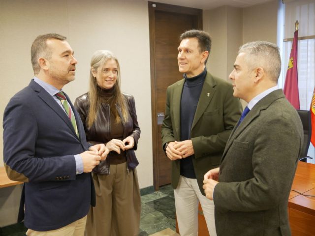 El PP subraya que 'la Policía Nacional y la Guardia Civil velan por nuestra seguridad con todo el honor, la valentía y la dignidad que les falta a Sánchez y Marlaska'