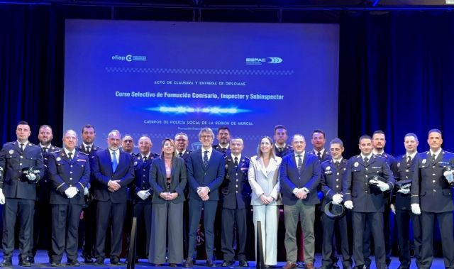 La Comunidad forma a 35 nuevos mandos que reforzarán las plantillas de las policías locales de ocho municipios
