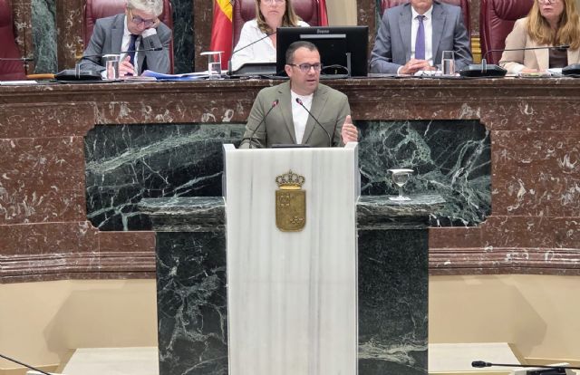 Fernando Moreno: 'La sanidad pública está pagando las consecuencias de un gobierno regional irresponsable que niega los problemas hasta que no puede seguir ocultándolos'