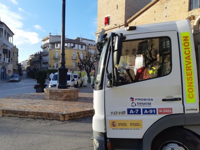 Una brigada de mantenimiento del Ministerio de Fomento realizará mañana trabajos de desinfección en las zonas más sensibles del casco urbano, El Paretón y Lébor