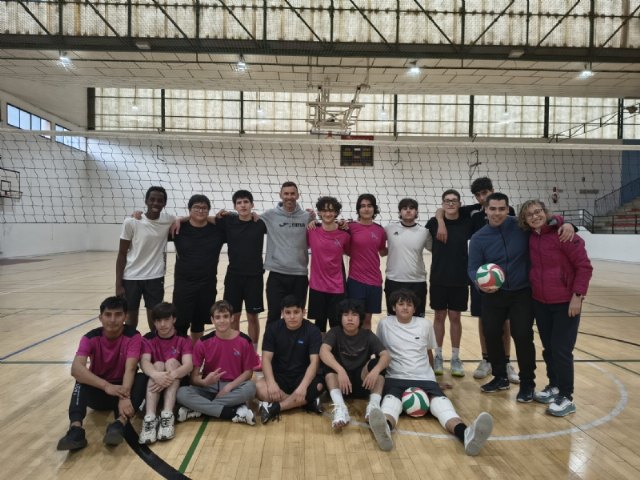 El equipo del IES Prado Mayor representará a Totana en la Fase Intermunicipal de Voley Juvenil masculino