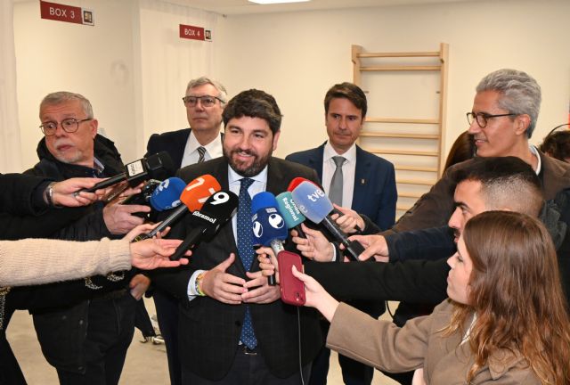 La Comunidad extiende la vacunación frente al papiloma humano a los institutos para llegar a los varones nacidos en 2008 y 2010