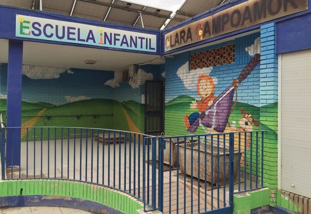La Concejalía de Servicios invierte 4.289,72 euros en mejoras en la escuela infantil “Clara Campoamor”