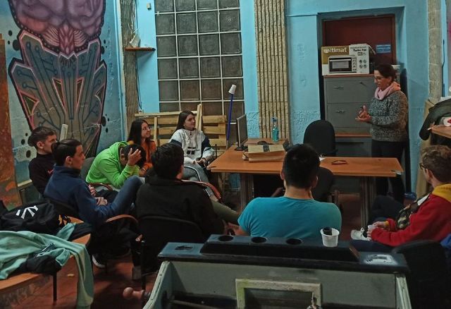 Acuerdan apoyar la realización de actividades de dinamización juvenil en el marco del proyecto 'Aula Konect@'