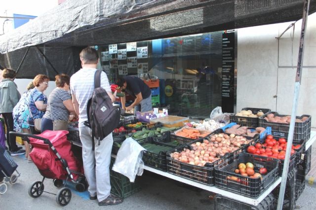 El próximo miércoles 19 de marzo, festividad de San José y Día del Padre, se celebrará el Mercadillo Semanal a pesar de ser jornada festiva nacional