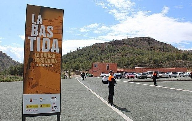 Acuerdan la segunda prórroga del Servicio de Vigilancia sin Armas en el yacimiento arqueológico “La Bastida”