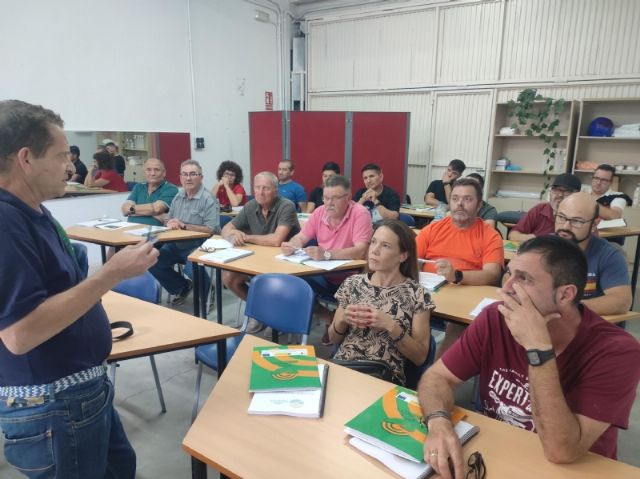 Clausuran el Curso de Capacitación para Tratamientos con Plaguicidas Fitosanitarios (Nivel Básico), en el que han participado 20 trabajadores
