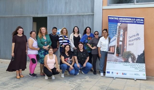 12 personas participan en el nuevo curso gratuito de Gestión Técnico Empresarial