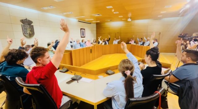 Se adjudica el nuevo contrato del Servicio Municipal de Limpieza de Interiores en Centros e Instalaciones Municipales para los próximos dos años