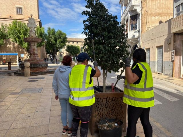 Un total de 78 peones agrícolas comienzan el primer turno de los Consejos Comarcales 2025/2026, que se desarrolla hasta el 31 de enero