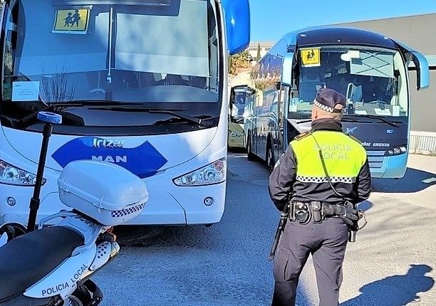 La Policía Local se adhiere a la nueva campaña de vigilancia a los autobuses escolares que promueve la DGT del 10 al 14 de noviembre