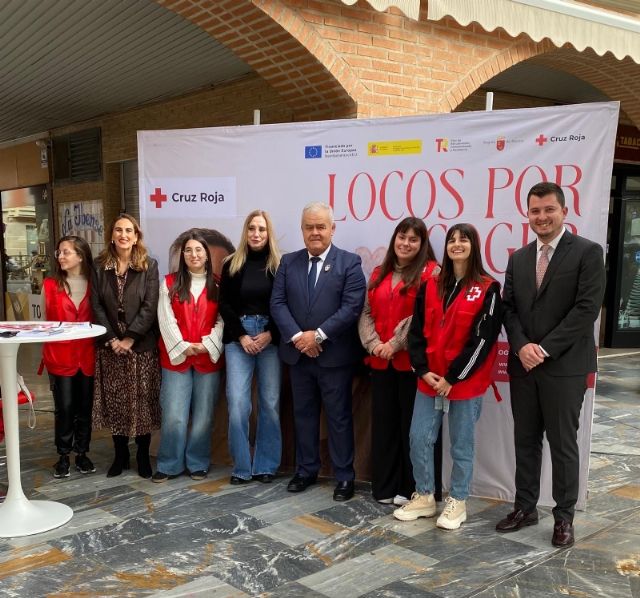 Cruz Roja celebra la campaña “Locos por acoger” con motivo de la festividad local de Santa Eulalia