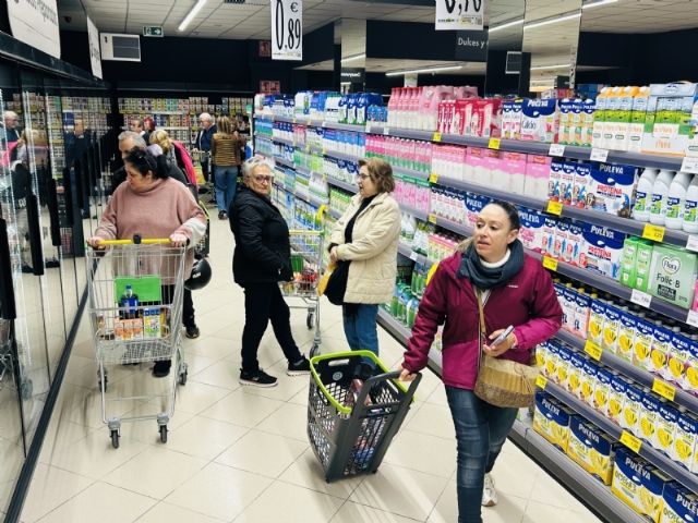 Autorizan la apertura del comercio que lo desee el miércoles 7 de enero de 2026