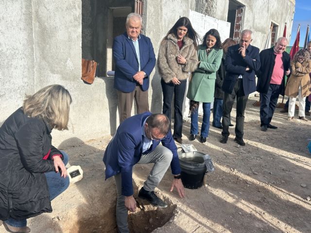 Arranca la construcción de las cuatro primeras viviendas tuteladas para personas con discapacidad intelectual, que gestionará la Asociación PADISITO