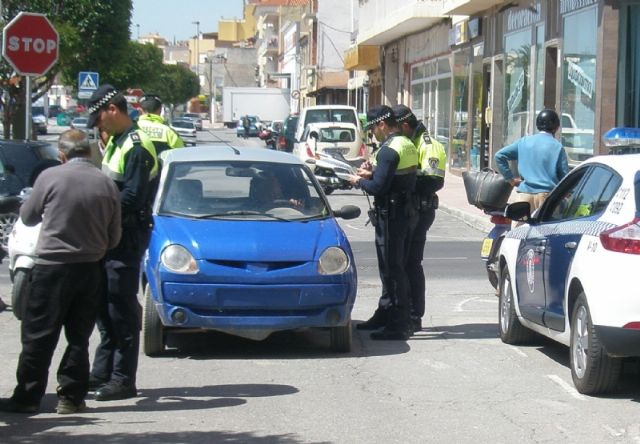 La Policía Local se adhiere a partir de mañana a la campaña especial de la DGT sobre vigilancia y control del cinturón de seguridad y de sistemas de retención infantil