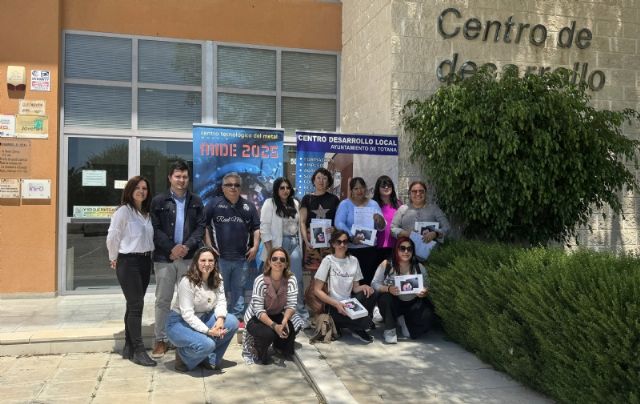 Se clausura una nueva edición del Programa MIDE 2025, con 11 alumnos para impulsar el reciclaje profesional relacionado con factores vinculados a las nuevas tecnologías