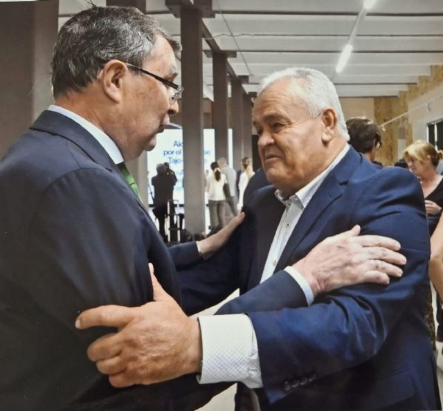 El Ayuntamiento manifiesta su adhesión institucional al expediente para conceder la Medalla de Oro y nombrar Hijo Predilecto de la Ciudad de Murcia, a título póstumo, al alcalde fallecido, José Ballesta