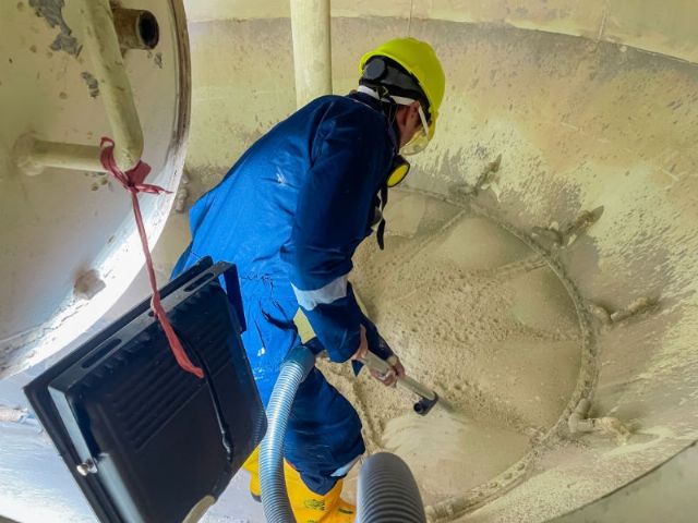 Realizan los trabajos de limpieza y desinfección de los depósitos de agua potable del término municipal de Totana
