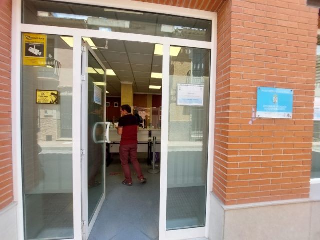 El próximo 6 de julio finaliza el periodo voluntario para el abono de los recibos de vados permanentes, cotos de cazas, parada de vehículos y quioscos correspondientes al 2026