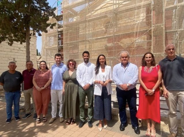 Las obras de restauración de la Capilla del Cementerio Municipal 'Nuestra Señora del Carmen' estarán finalizadas antes de la festividad de Todos los Santos