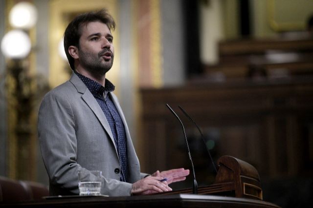 Sánchez Serna anuncia el relevo en la dirección autonómica de Podemos