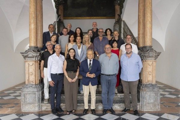 El concejal de Artesanía participa en las jornadas de coordinación entre la AECC y la AEuCC