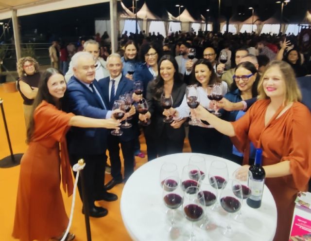 Inauguran la III Feria de Turismo de Interior Rueda 2026, que se convierte este fin de semana en punto de encuentro de la cultura, la naturaleza, la gastronomía y las tradiciones de la Región de Murcia