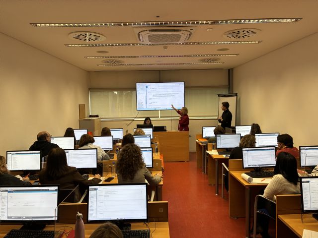 La Red de Oficinas de Turismo de la Región recupera la formación presencial para sus técnicos