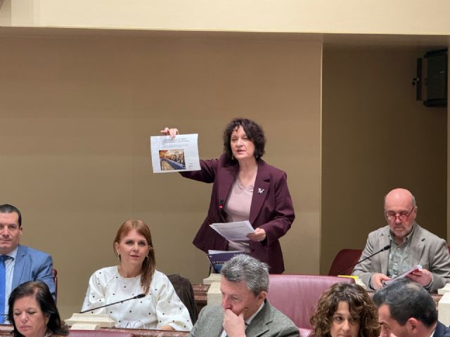 Podemos acusa a López Miras de 'mentir' durante a&ntilde;os a los bomberos del CEIS y de poner en riesgo la seguridad ciudadana