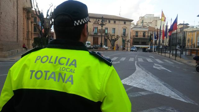 La Policía Local ofrece una serie de recomendaciones a peatones y conductores para los días de la Semana Santa 2019