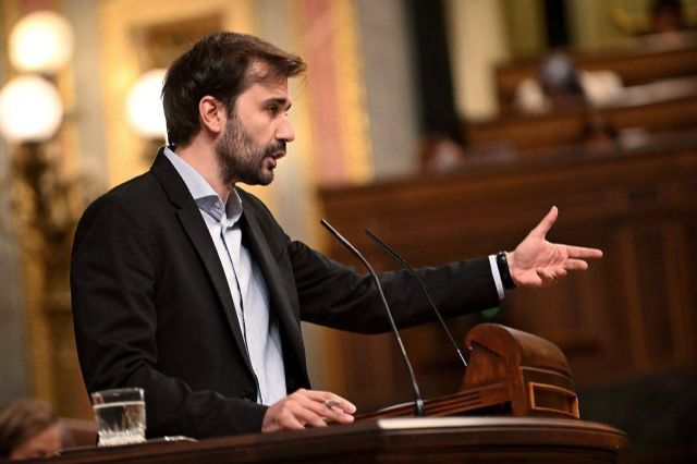 Podemos tilda de 'papel mojado' la iniciativa sobre el trasvase que López Miras defenderá mañana en el Congreso