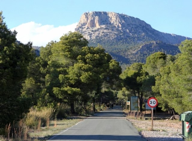 La Comunidad Autónoma decide cerrar este fin de semana los accesos al Parque Regional de Sierra Espuña por la ola de calor y el previsible aumento de las temperaturas