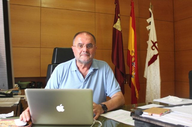 El alcalde de Totana insta al consumo responsable y racional del agua potable en estos días de altas temperaturas