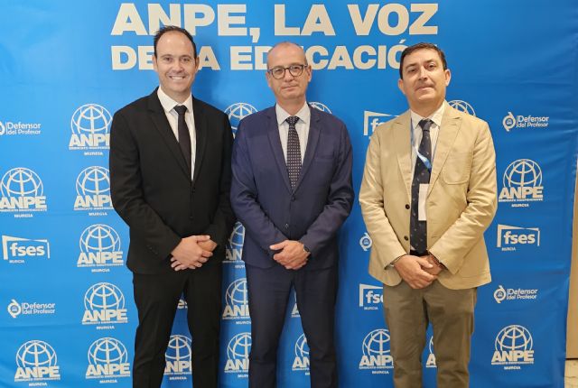 El consejero de Educación participa en el XLII Consejo sindical de ANPE
