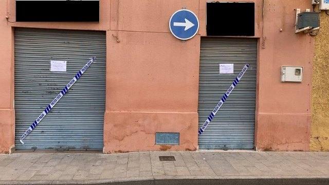 La Policía Local cesa la actividad y precinta dos establecimientos por incumplimientos de las medidas sanitarias contra el COVID -19
