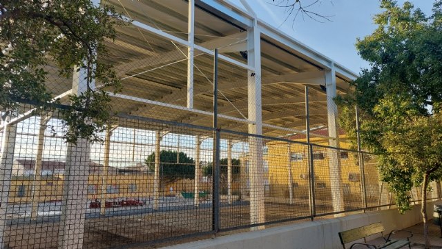 Se autoriza una ampliación de 19 días en el plazo de ejecución de las obras de cubrición de la pista polideportiva del CEIP Santiago