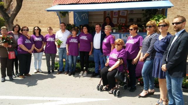 Totana conmemora el Día Internacional de la Fibromialgia y la Fatiga Crónica con la lectura de un manifiesto y acciones de sensibilización